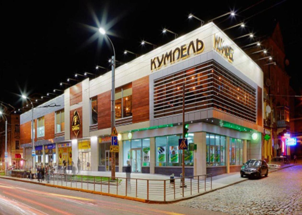 Mini Economy Apartments - Chornovola Avenue - 2 Minutes To The Opera House ลวีฟ ภายนอก รูปภาพ